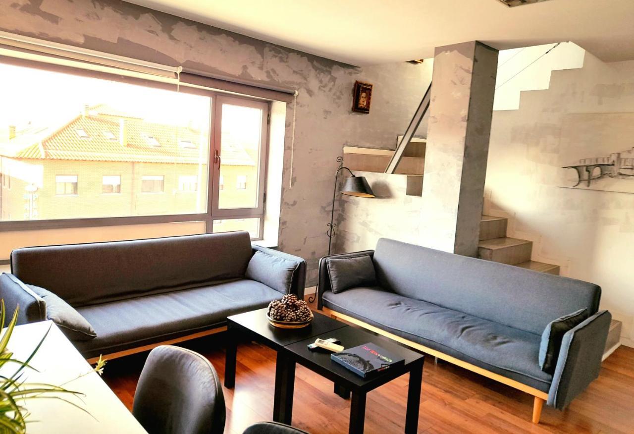 טולדו Toletum Low Cost Lofts Diafanos O 2Dormitorios Parking Municipal Gratis Al Aire Libre A 100M מראה חיצוני תמונה