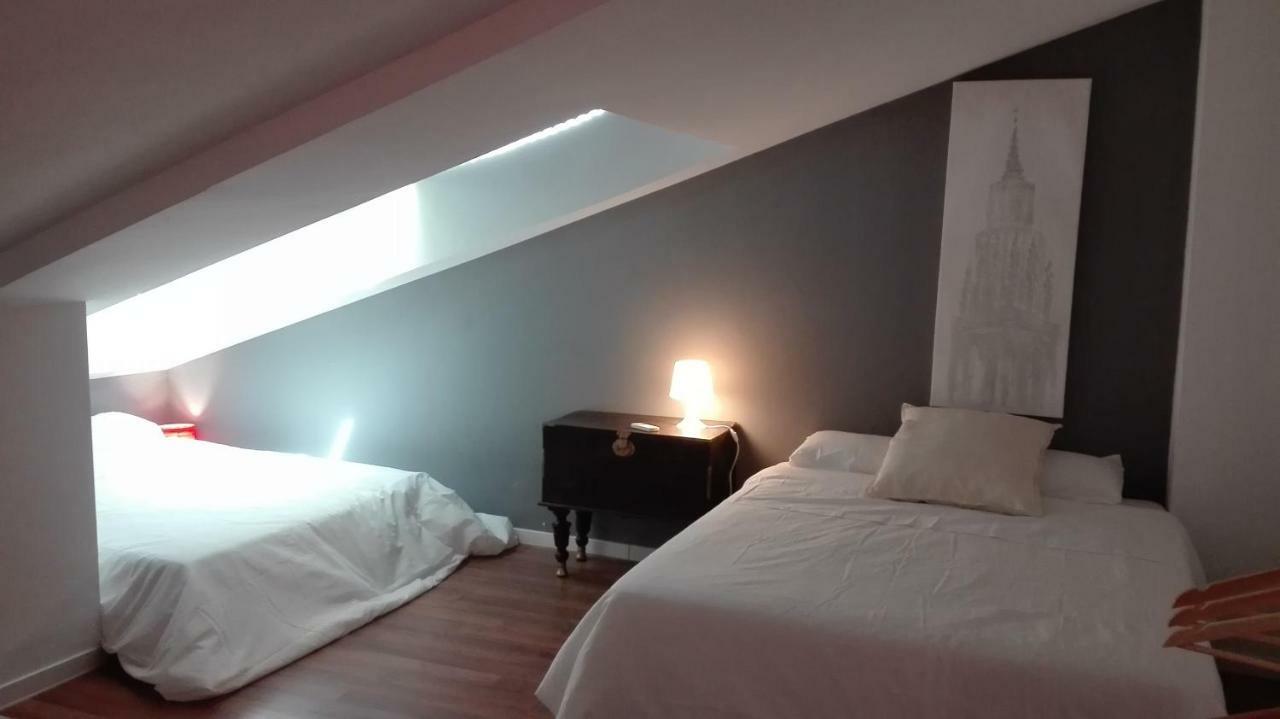 טולדו Toletum Low Cost Lofts Diafanos O 2Dormitorios Parking Municipal Gratis Al Aire Libre A 100M מראה חיצוני תמונה
